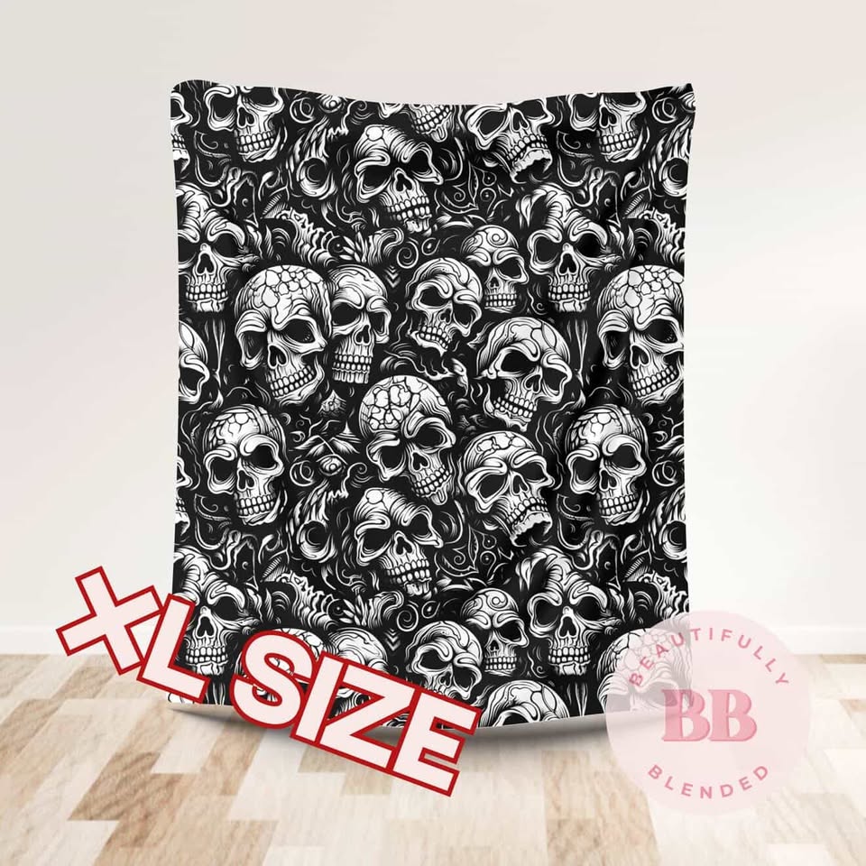 SKULLS -PREORDER 2 WEEKS